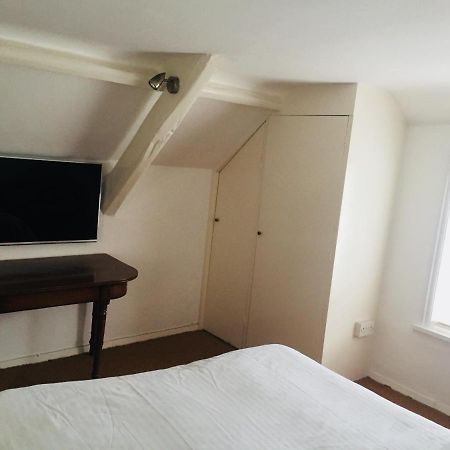 פדסטואו Drang House All Rooms Have Stairs מראה חיצוני תמונה