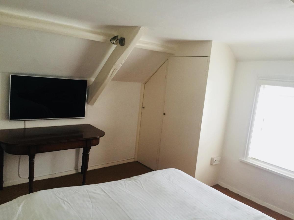 פדסטואו Drang House All Rooms Have Stairs מראה חיצוני תמונה